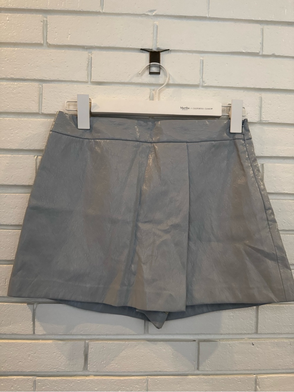 Metallic Light Gray Women's High-Waist Pleather Skort